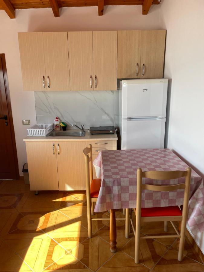 Sea View Apartments فلورا المظهر الخارجي الصورة